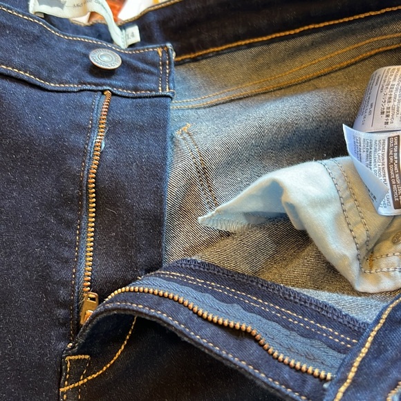 Levi’s Mid Rise Skinny Capri, Size 14 - Picture 4 of 6